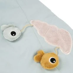 Done By Deer Sanseleget&aelig;ppe Sea Friends Farve Mix Farve Mix -Ergobaby store unnamed file 2113