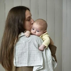 By KlipKlap Stofbleer Alfred Stripe (Latte)/Emil Stripe (Steel Grey)/Alfred Stripe -Ergobaby store unnamed file 923